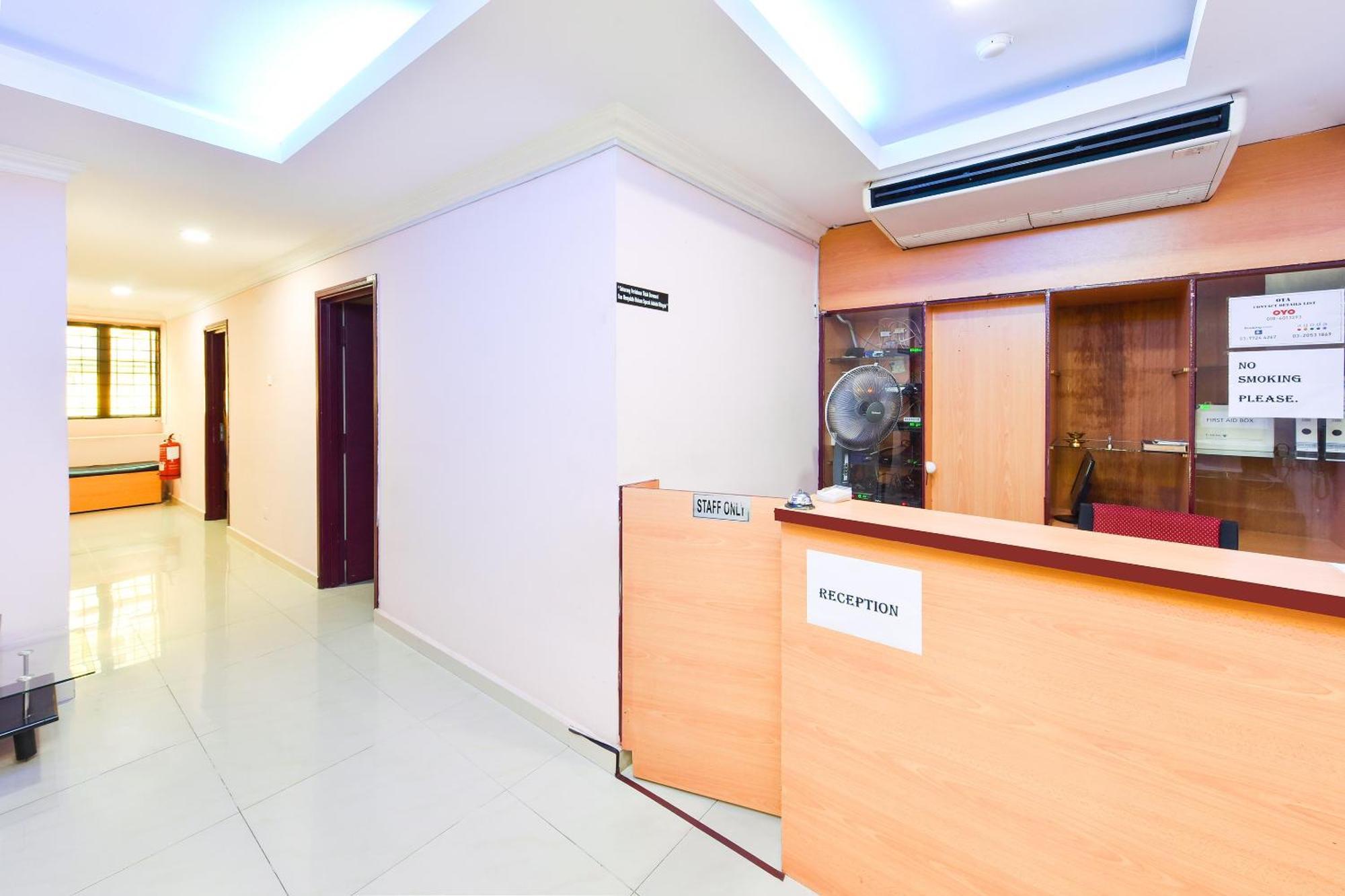 Super Oyo 90562 J Hotel Pj Petaling Jaya Zewnętrze zdjęcie
