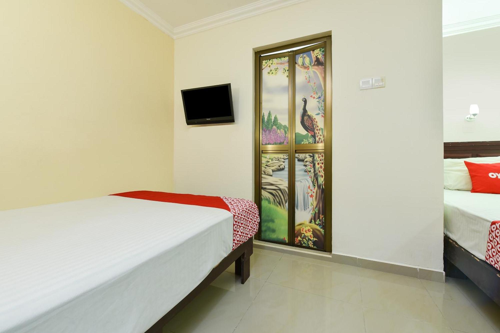 Super Oyo 90562 J Hotel Pj Petaling Jaya Zewnętrze zdjęcie